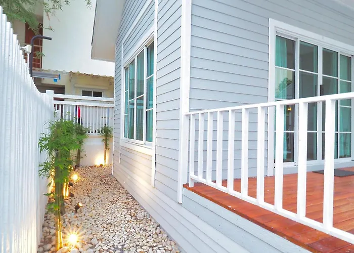 Baan Casita With Private Seaside Cottage